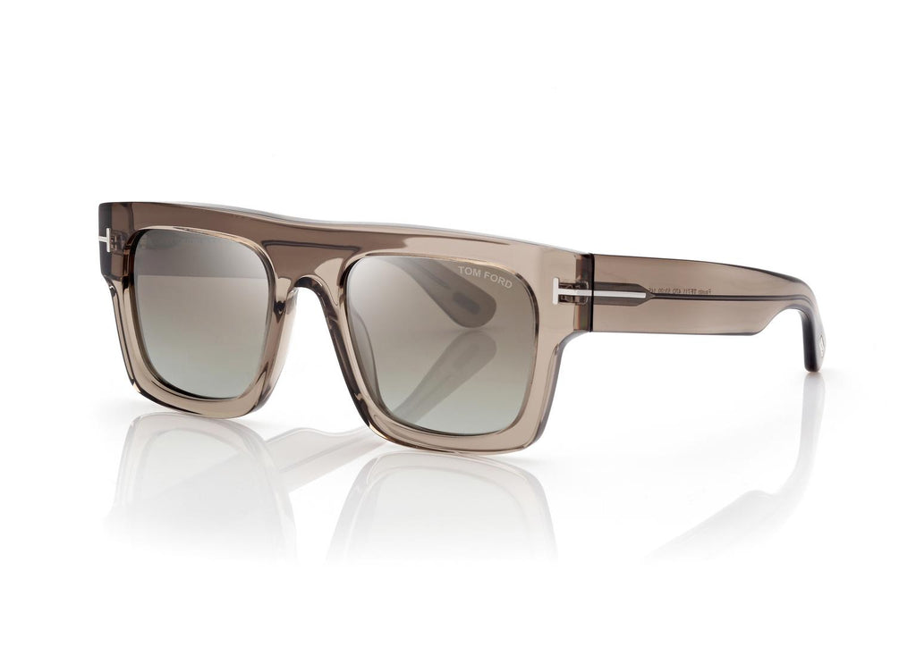SQUARE ACETATE STYLE FAUSTO SUNGLASSES WITH BOLD DESIGN AND METAL 'T' TEMPLE DECORATION. Left side view.